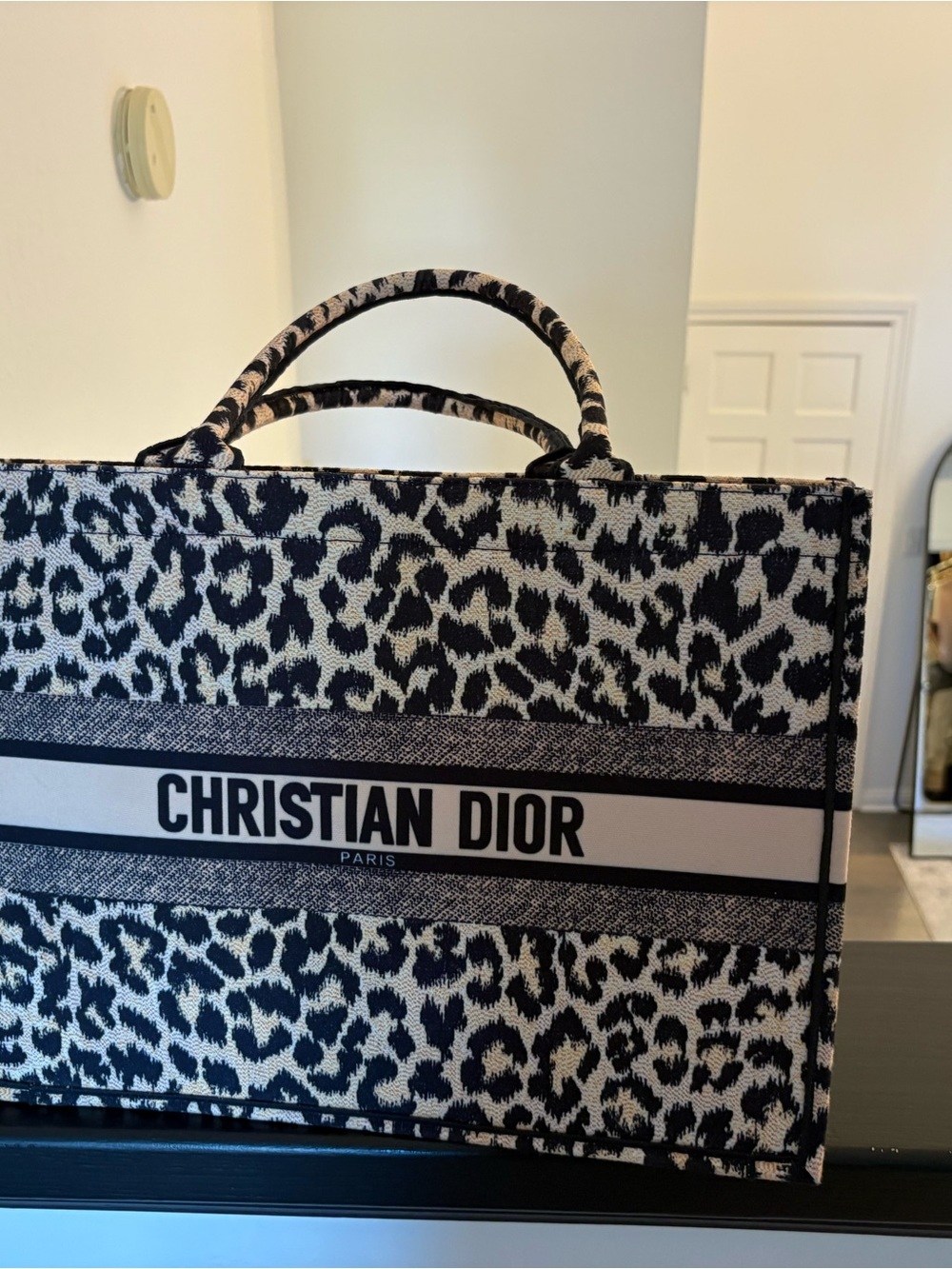 Leopard-Print Tote Bag in Black and White